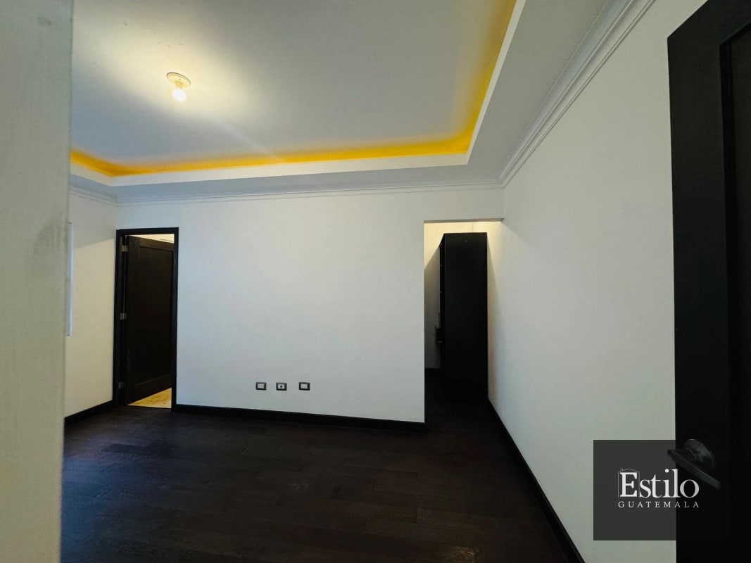 CASA EN VENTA CONDOMINIO COLINAS DE CASTEL - 3