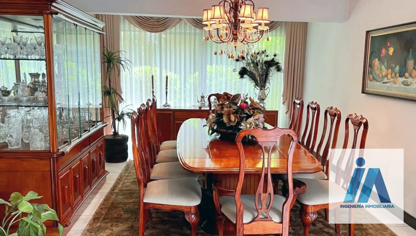 CASA EN VENTA📍Área residencial, Zona 15 por San Lázaro | Fuera de garita - 8