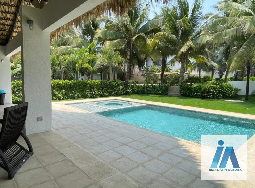 CASA EN VENTA📍Blanc Monterrico, Torre Bahía 7, km 15 Monterrico Espectacular propiedad vacacional que destaca por su equipamiento de lujo - 13