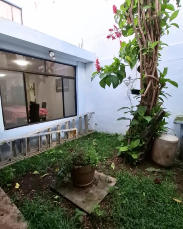 CASA EN VENTA ZONA 5 JARDINES DE LA ASUNCION - 6