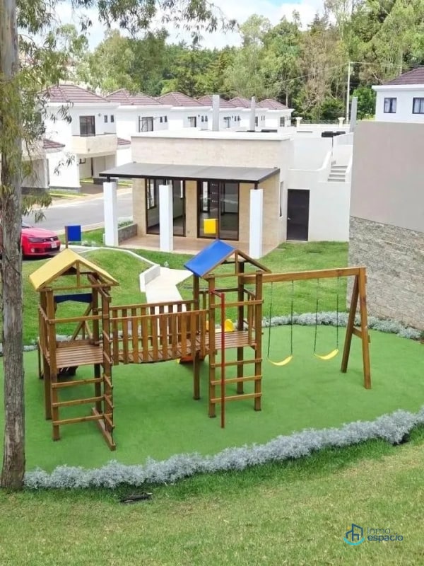 CASA EN VENTA – Prados de Fraijanes, Km. 21.5 Carretera a Fraijanes - 2