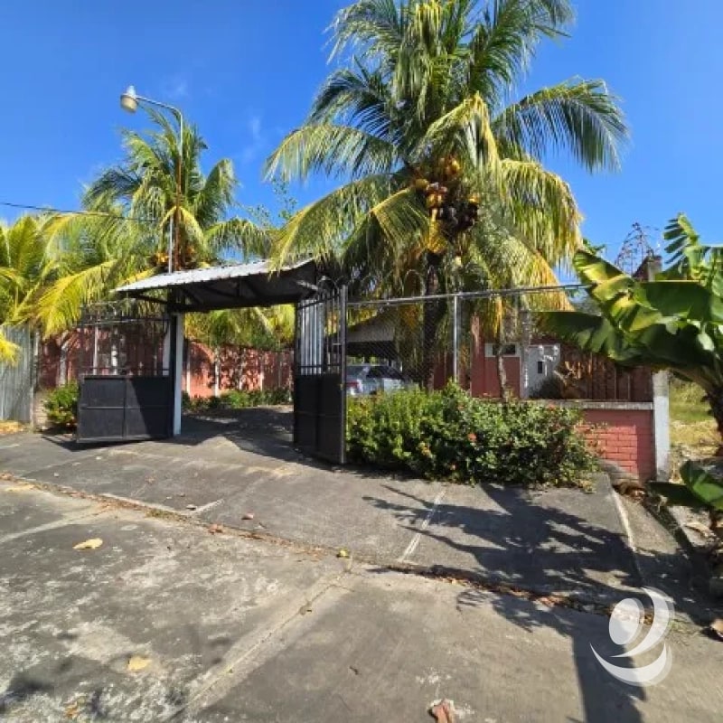 Casa en Venta Quintas La Ponderosa Carr. Puerto Quetzal - 1