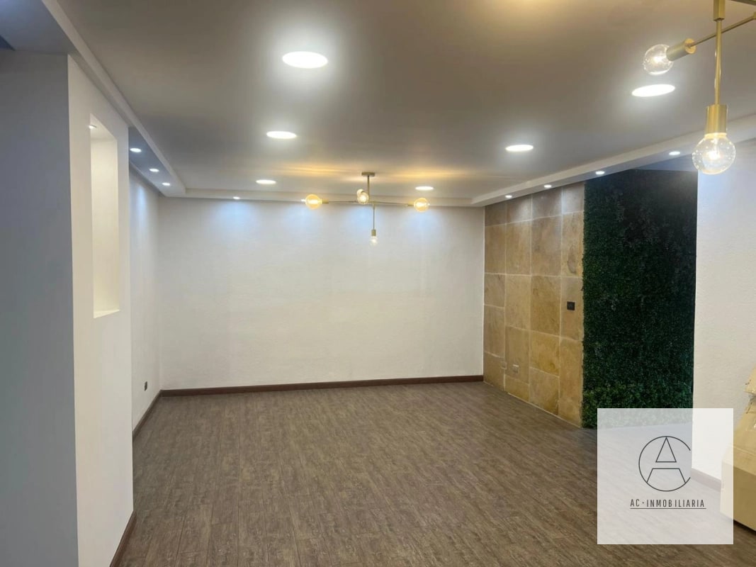 Casa en venta zona 10, Cortijo Santa Fe - 13