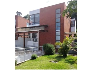 CASA EN RENTA ALTO VALLE KM 12.5 CAES cerca de Plaza Tigo — Casa en Alquiler en Alto Valle, Carretera a El Salvador, Guatemala, Ciudad — miniatura 3 de 4