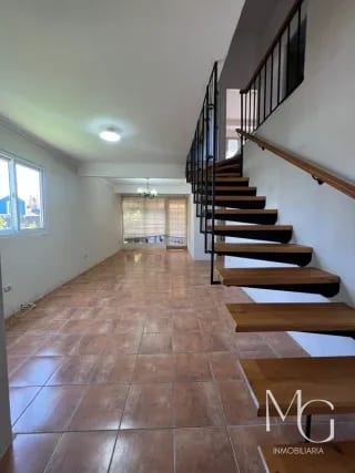 Casa en venta en villas de Picasso km 16.5 — Casa en Venta en Carretera a El Salvador, Guatemala, Ciudad — miniatura 1 de 13