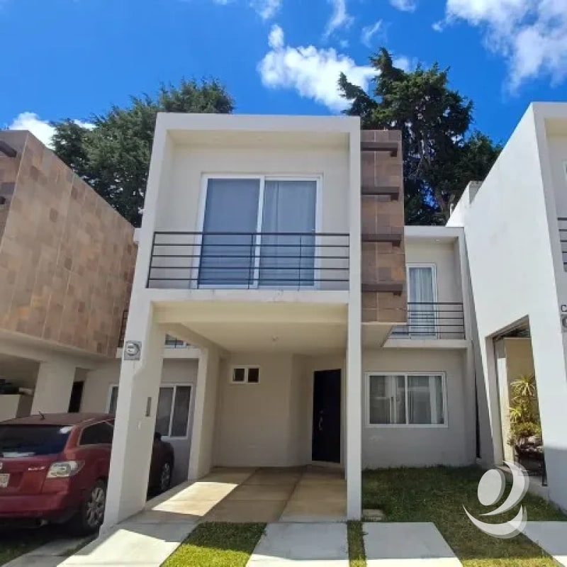 Casa en Venta La Reserva Zona 6 Villa Canales - 1
