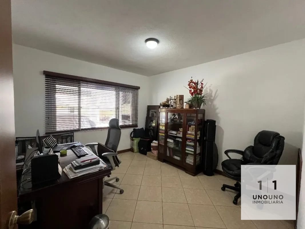 Casa en venta en Entrebosques, CAES — Casa en Venta en Carretera a El Salvador, Guatemala, Ciudad — foto 9 de 15