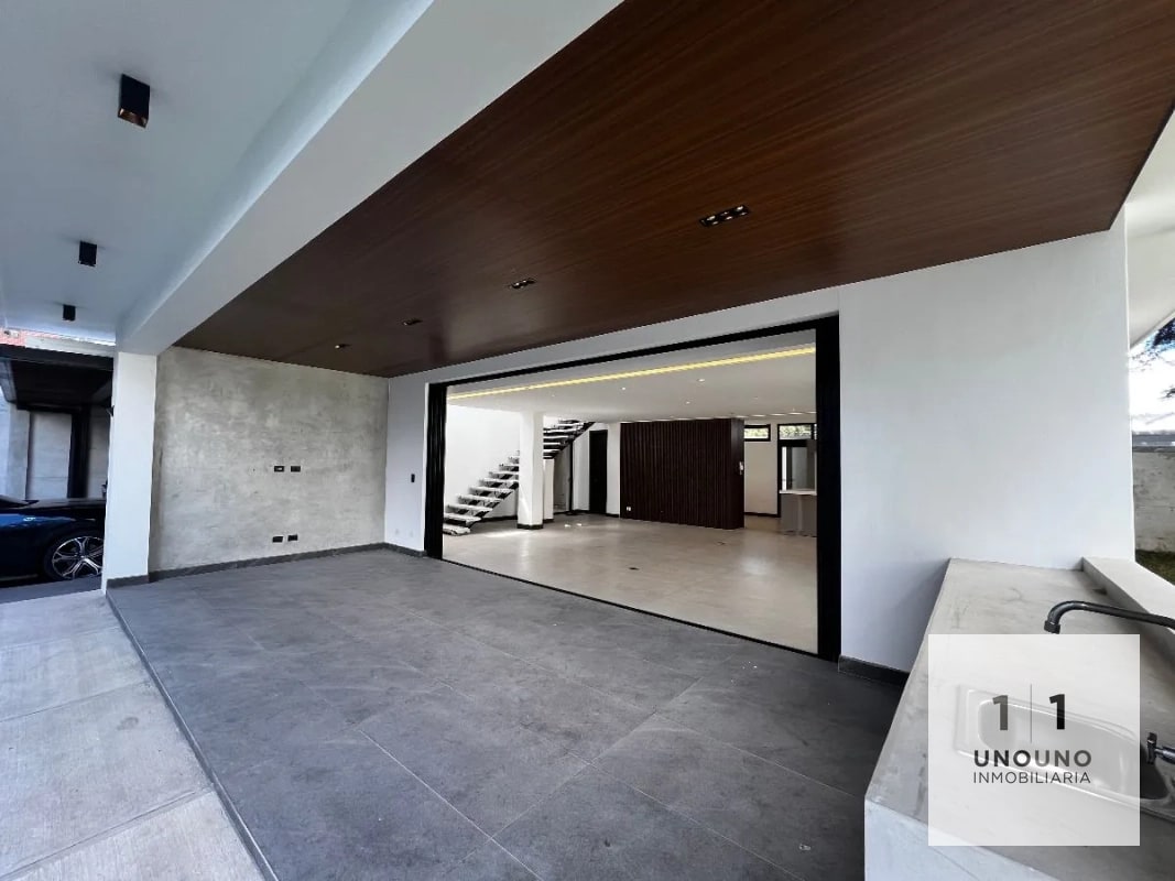 Casa para estrenar en venta en zona 13 - 7