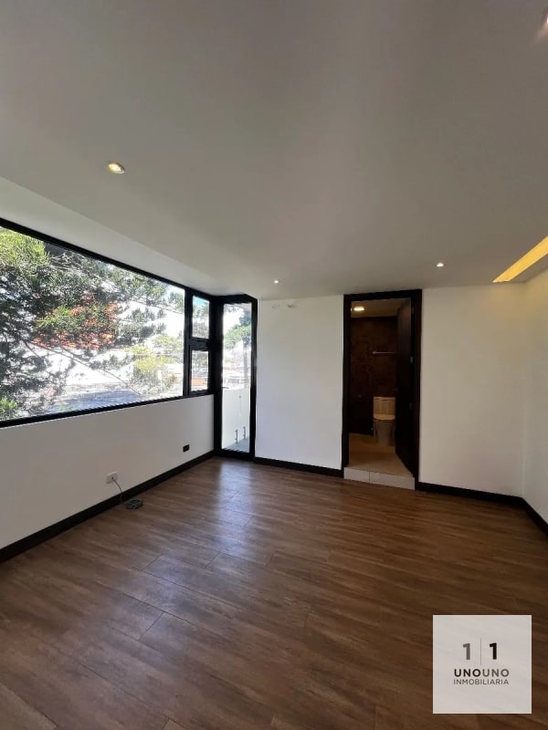 Casa para estrenar en venta en zona 13 - 4