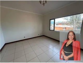 Amplia casa en venta en residencial Villas de Jacarandas de Cayala — Casa en Venta en Jacarandas de Cayalá, Zona 16, Guatemala, Ciudad — miniatura 8 de 17