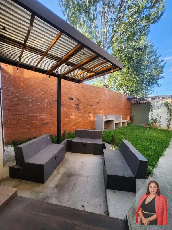 Amplia casa en venta en residencial Villas de Jacarandas de Cayala — Casa en Venta en Jacarandas de Cayalá, Zona 16, Guatemala, Ciudad — foto 3 de 17