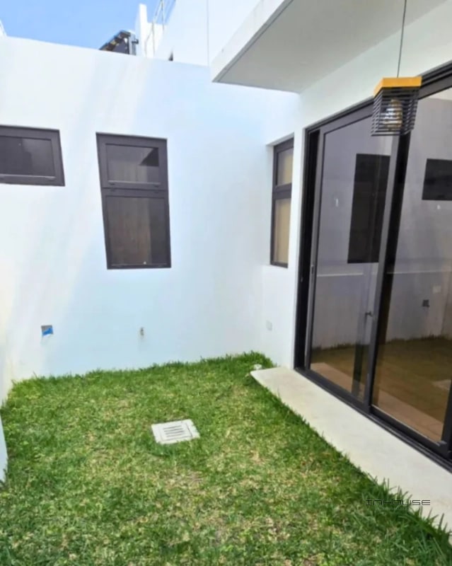 CASA EN RENTA ZONA 16 SAN ISIDRO DE TRES NIVELES - 3