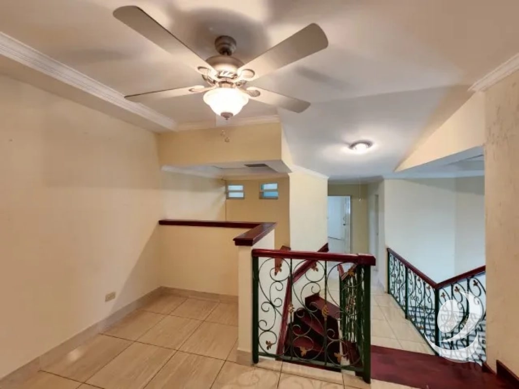 Casa en Venta fuera de garita, por Pinares - 12