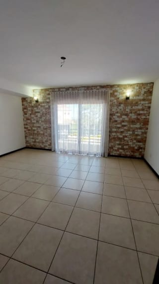 Alquilo casa Vistas de San Isidro de 3 Niveles — Casa en Alquiler en Vistas de San Isidro, Zona 16, Guatemala, Ciudad — miniatura 17 de 17