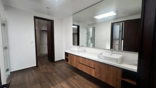 Casa en Renta para Estrenar Zona 10 — Casa en Alquiler en Zona 10, Guatemala, Ciudad — miniatura 2 de 14