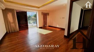 casa moderna con elevador cond zona 15 Vh2 — Casa en Venta en Zona 15, Guatemala, Ciudad — miniatura 10 de 13