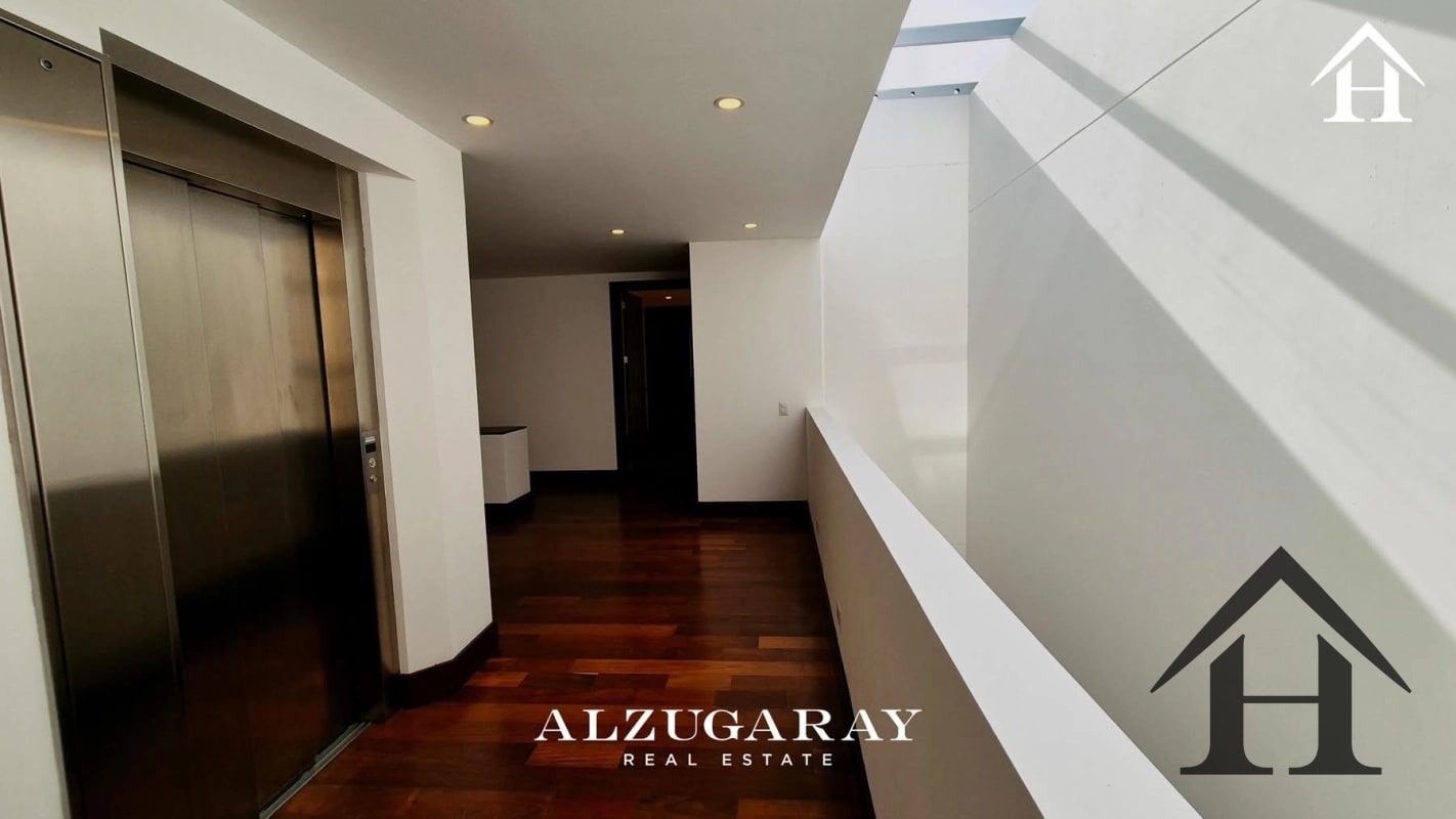 casa moderna con elevador cond zona 15 Vh2 - 4
