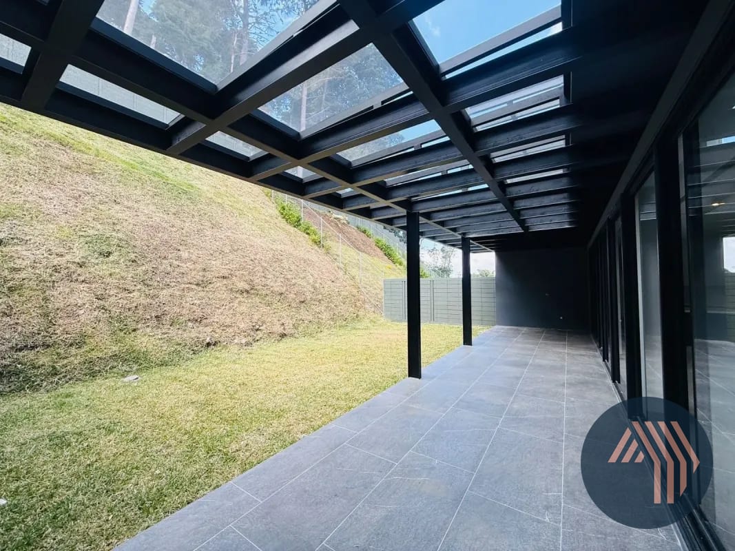 VENTA DE PRECIOSA CASA - ARAMA, SANTA CAT. PINULA — Casa en Venta en Santa Catarina Pinula, Guatemala, Ciudad — foto 4 de 16
