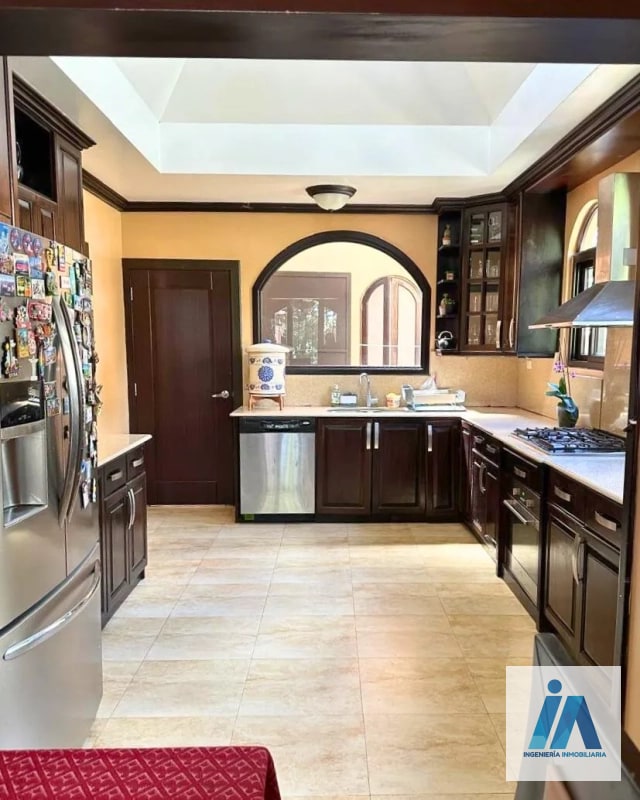 CASA EN VENTA📍Condominio El Encinal, Mixco Destaca por sus finos acabados - 14
