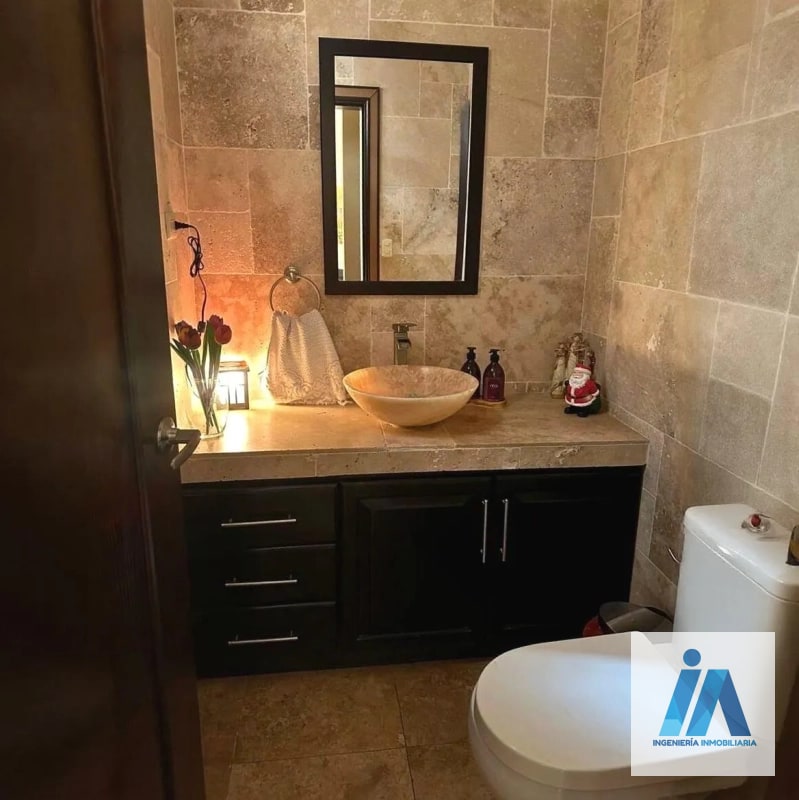 CASA EN VENTA📍Condominio El Encinal, Mixco Destaca por sus finos acabados - 6