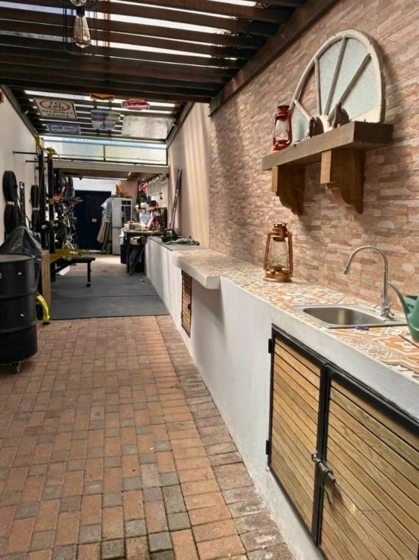 CASA EN VENTA – La Fontana 2, Carretera al Salvador Km. 25.5 - 4
