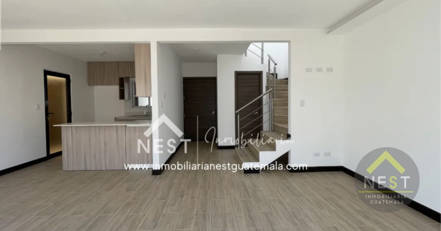 Casa nueva en renta con jardín | Bosques de Santa Elena - Km 26.5 CAES - 1