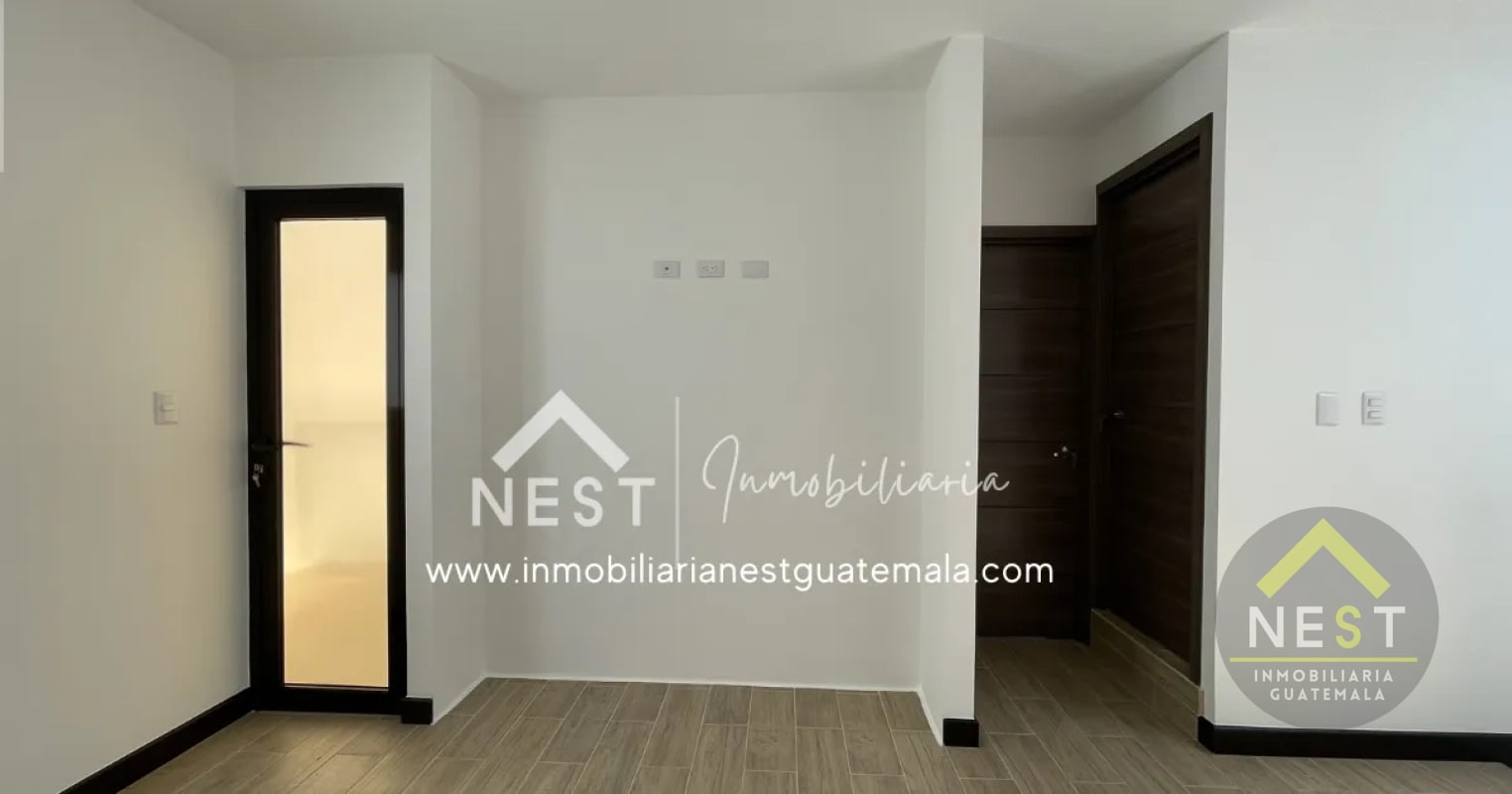 Casa nueva en renta con jardín | Bosques de Santa Elena - Km 26.5 CAES - 14