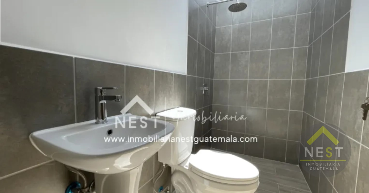 Casa nueva en renta con jardín | Bosques de Santa Elena - Km 26.5 CAES - 10
