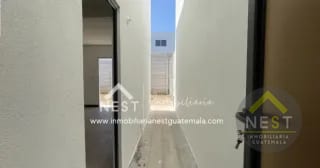 Casa nueva en renta con jardín | Bosques de Santa Elena - Km 26.5 CAES — Casa en Alquiler en Santa Elena Barillas, Guatemala, Ciudad — miniatura 12 de 17