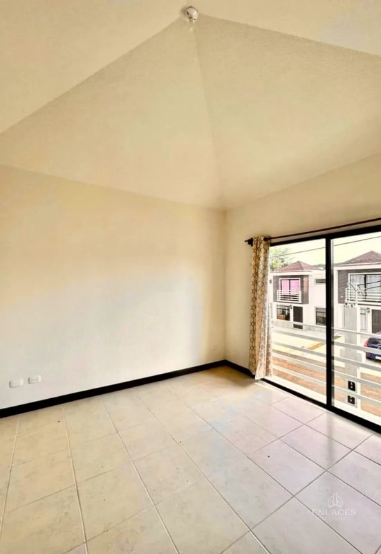 Fraijanes • Casa en Renta/Venta • La Foret de Arrazola - 4