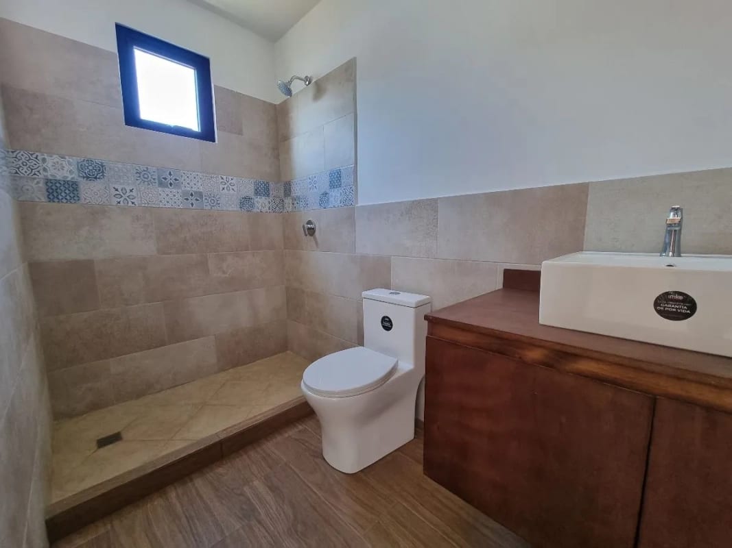 Casa en Venta en San Migue Dueñas — Casa en Venta en San Miguel Dueñas, Sacatepéquez — foto 9 de 11