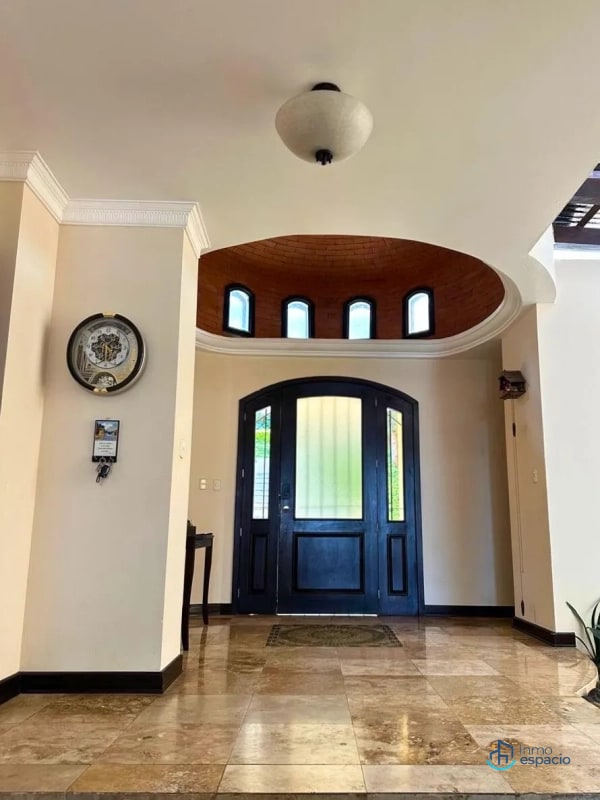 Casa en Venta – Condominio El Encinal, Mixco - 17
