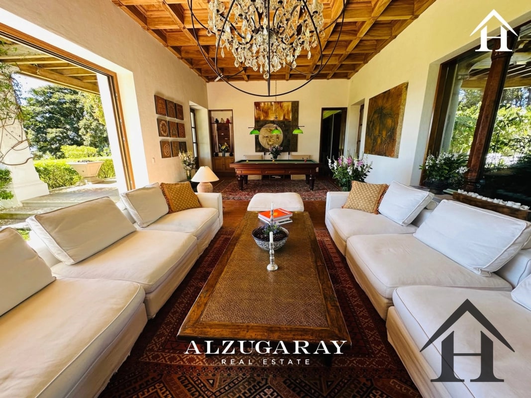 casa espectacular 22,300 Vr2 El Hato, Antigua - 9