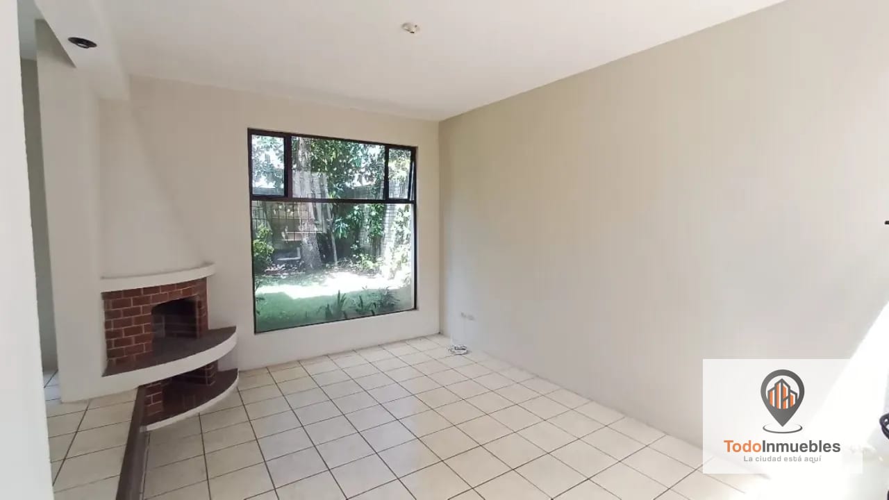 Casa en Venta en Villas del Pinar km 19.5 CES — Casa en Venta en Villas del Pinar, Carretera a El Salvador, Guatemala, Ciudad — foto 2 de 12