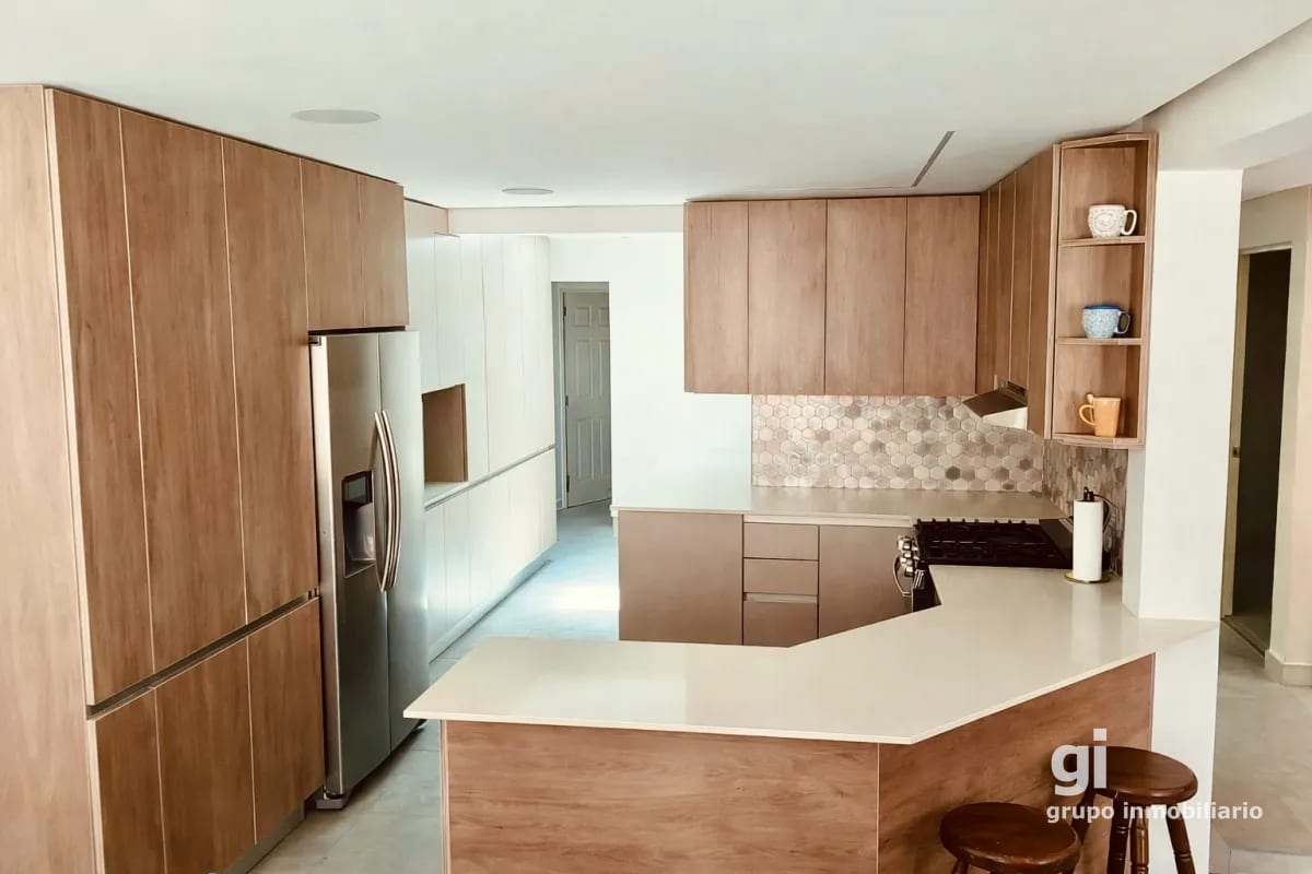 Linda Casa Remodelada en Zona 13 — Casa en Venta en Zona 13, Guatemala, Ciudad — foto 1 de 5