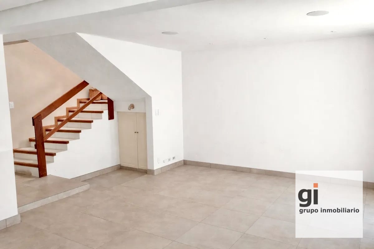 Linda Casa Remodelada en Venta en Zona 13 — Casa en Venta en Zona 13, Guatemala, Ciudad — foto 4 de 5