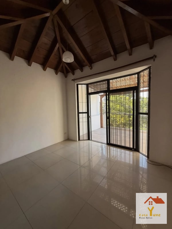 Casa en alquiler zona 16 fuera de garita para uso de oficinas - 7