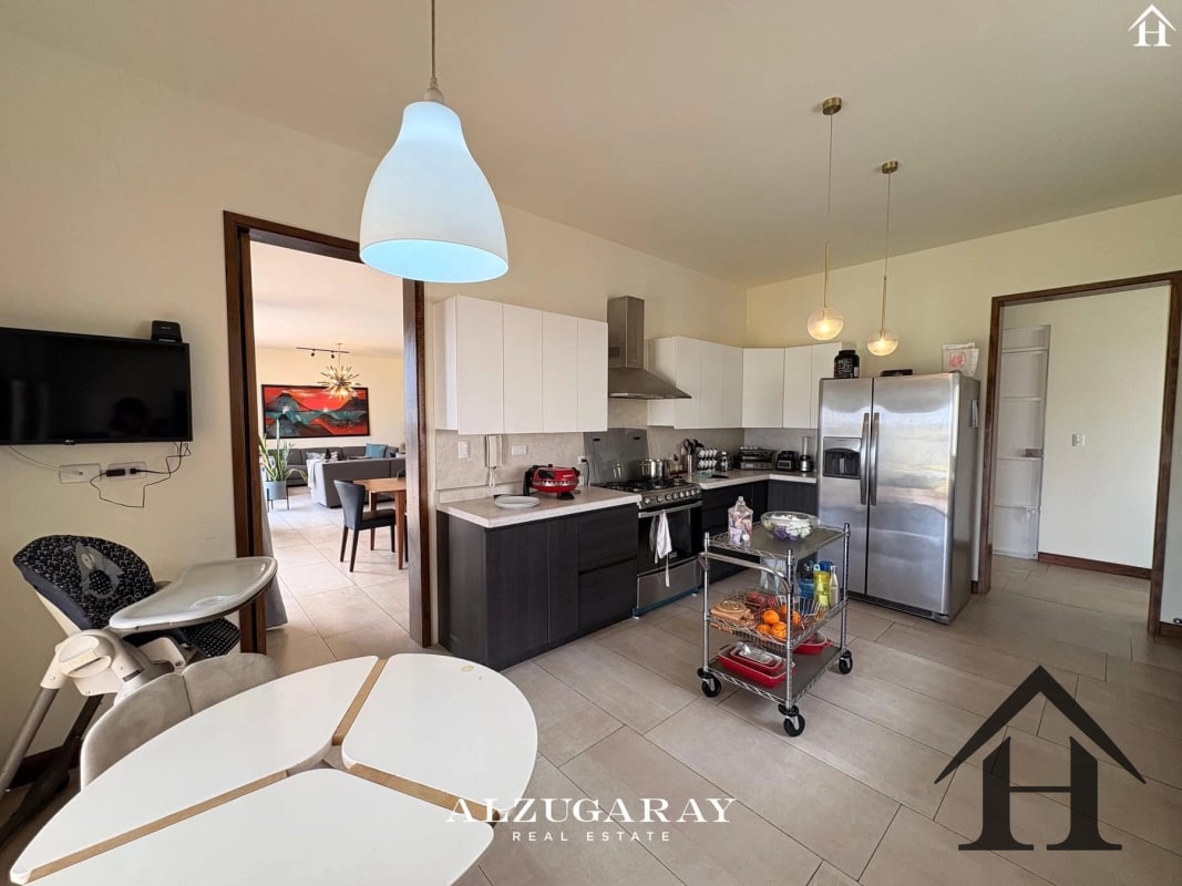 casa moderna con jardin atras de Casa de Dios y Price Smart en km 19 carr a el salv - 7