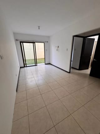 Venta de Casa Vistas de San Isidro Zona 16 — Casa en Venta en Vistas de San Isidro, Zona 16, Guatemala, Ciudad — miniatura 14 de 15