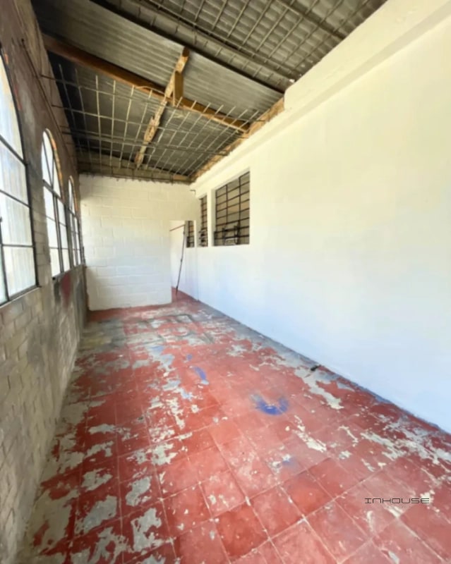 CASA EN VENTA EN ZONA 4 DE MIXCO, PARA USO COMERCIAL - 8