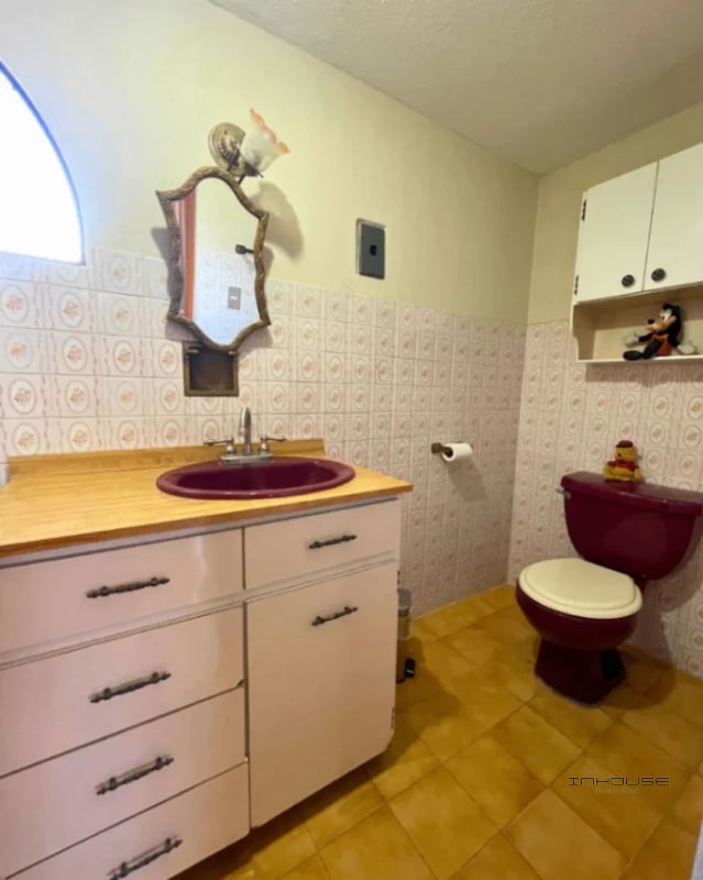 CASA EN VENTA EN ZONA 4 DE MIXCO, PARA USO COMERCIAL - 3