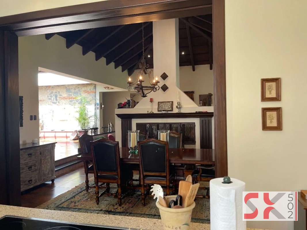 VENDO CASA DE UN NIVEL EN HACIENDA NUEVA CONTRY CLUB - 8