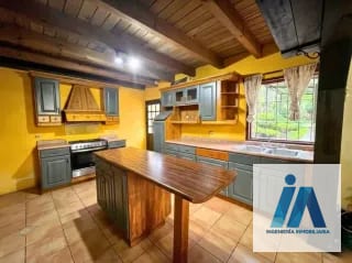 CASA EN VENTA📍Colinas de San Lucas, Choacorral, Sacatepequez — Casa en Venta en San Lucas Sacatepéquez, Sacatepéquez — miniatura 3 de 6