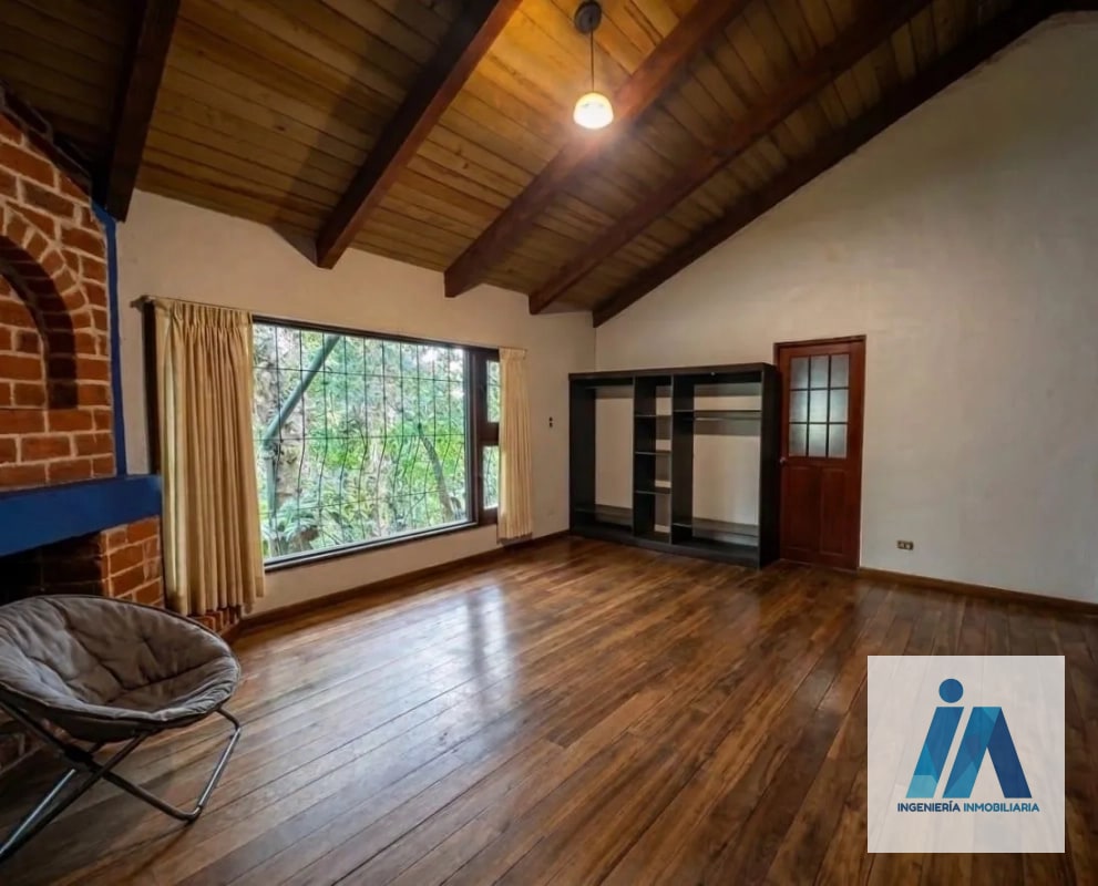 CASA EN VENTA📍Colinas de San Lucas, Choacorral, Sacatepequez - 2