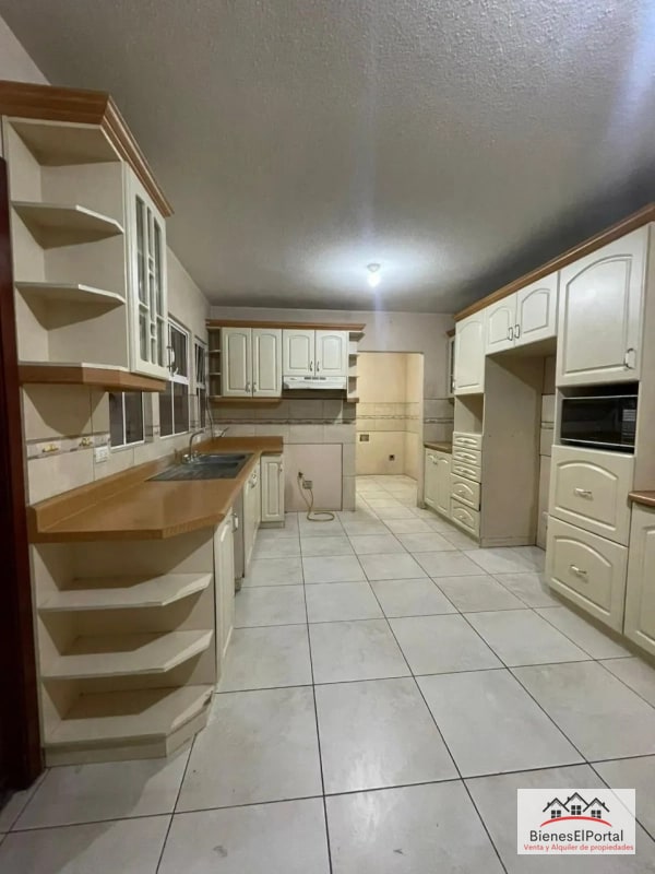 Casa en Condominio Barrio San Nicolás 2 Zona 4 de Mixco - 6