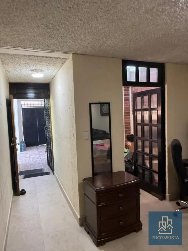 Casa de un nivel en venta, Colonia Lourdes, Zona 16 - 8