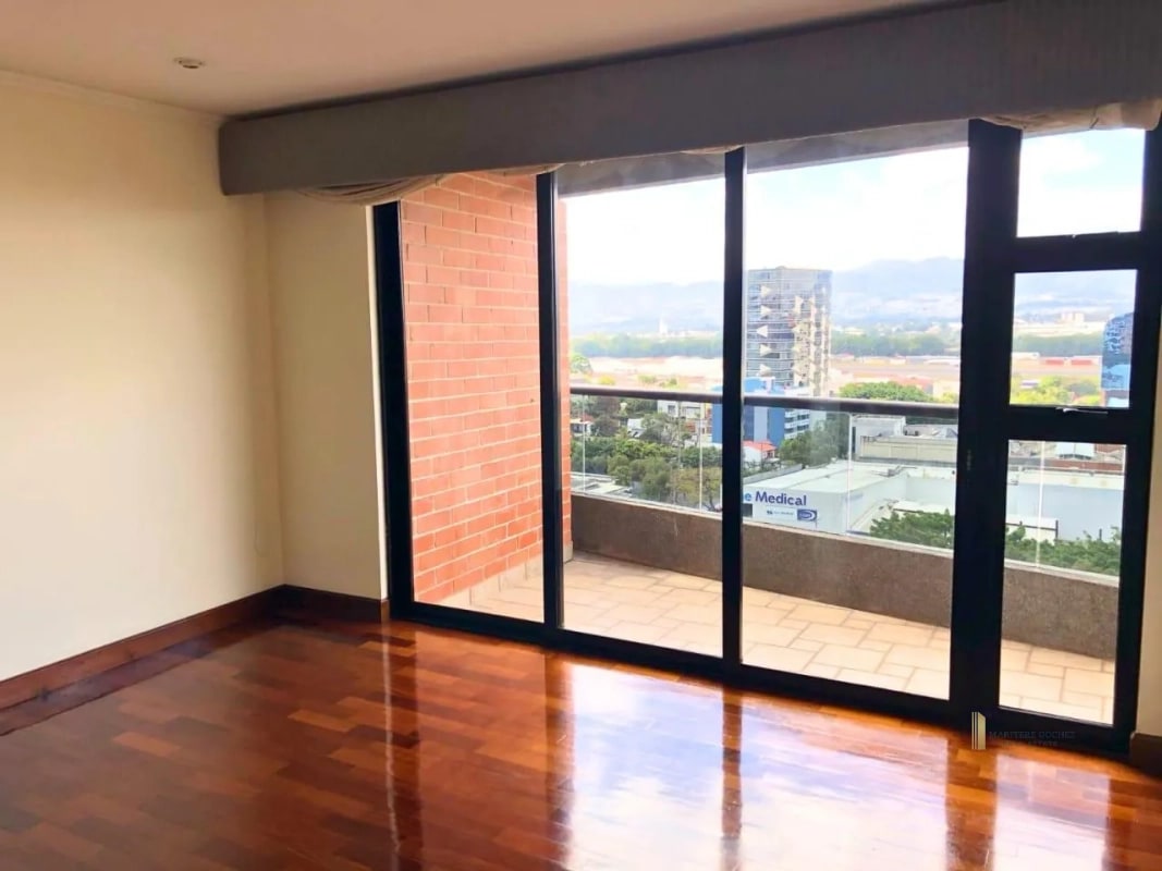 AMPLIO APARTAMENTO EN VENTA, 3 HABITACIONES - Z.14 Sector Las Américas - 11