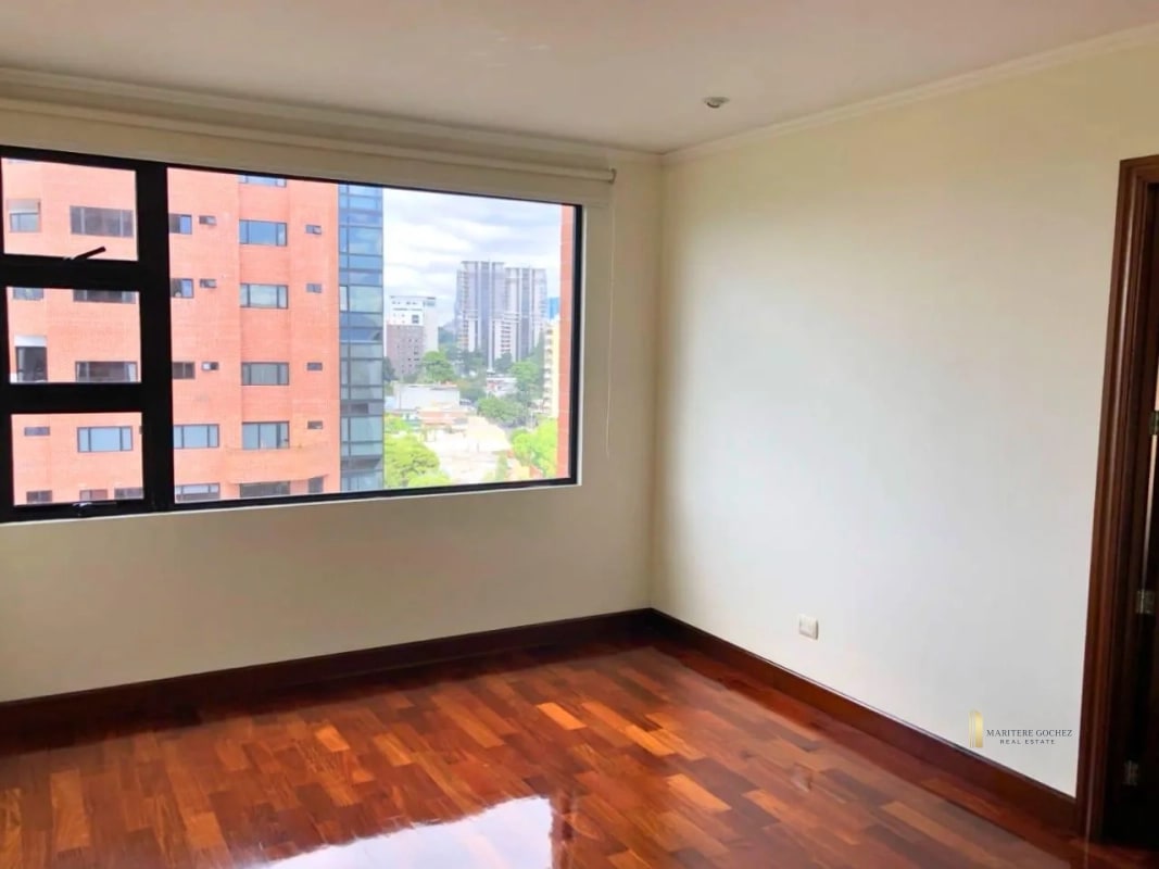 AMPLIO APARTAMENTO EN VENTA, 3 HABITACIONES - Z.14 Sector Las Américas - 7