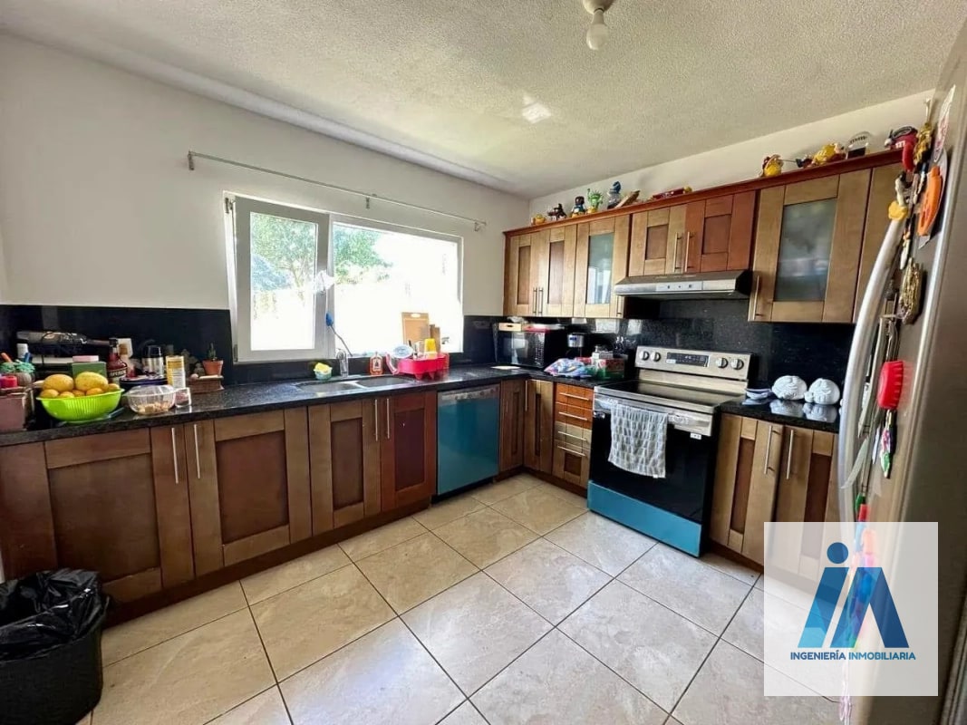 CASA EN VENTA📍Condominio La Fontana II, km 24.5 Carretera a El Salvador - 11