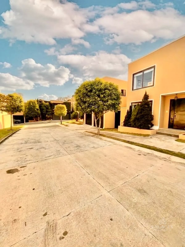 Km 21.5 Carretera a El Salvador • Casa en Renta/Venta • Cumbres de La Arboleda - 15